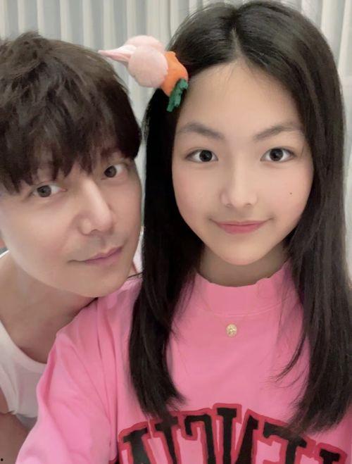 娱乐吃瓜酱13岁,揭秘娱乐圈那些不为人知的幕后故事